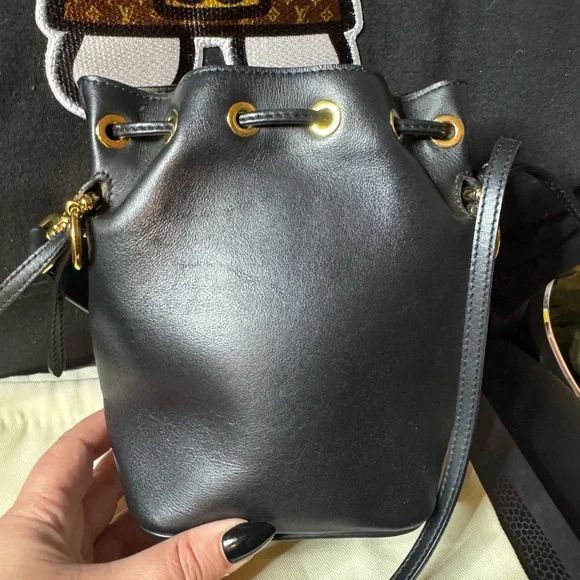 🔥RARE🔥 Fendi Monster Small Bucket Bag - Picture 5 of 9